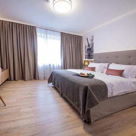 Gaestehaus Zum Roten Hahn Lüneburg Esterno foto