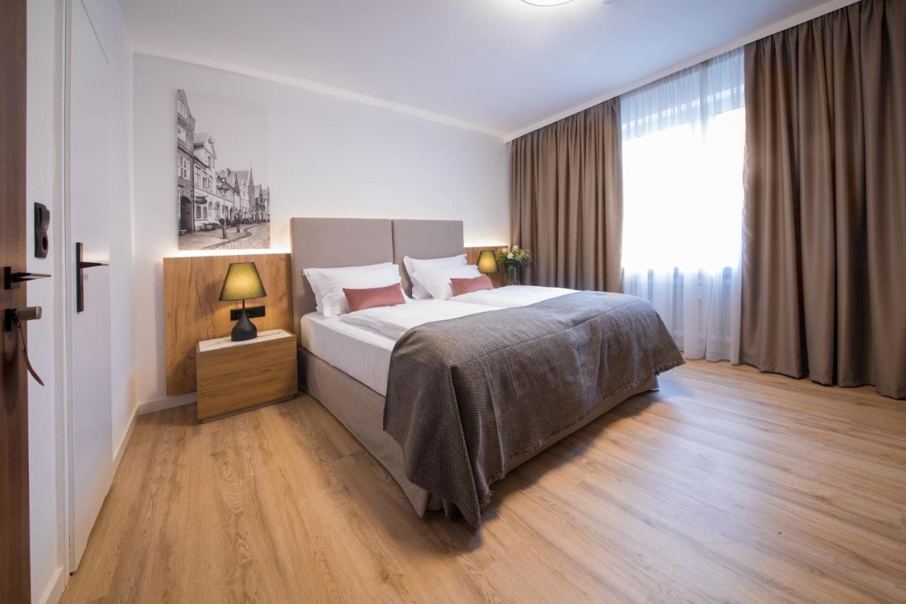 Gaestehaus Zum Roten Hahn Lüneburg Esterno foto